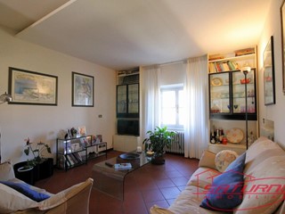 Appartamento in Vendita a Lucca, zona Ponte a Moriano, 169'000€, 120 m², arredato, con Box