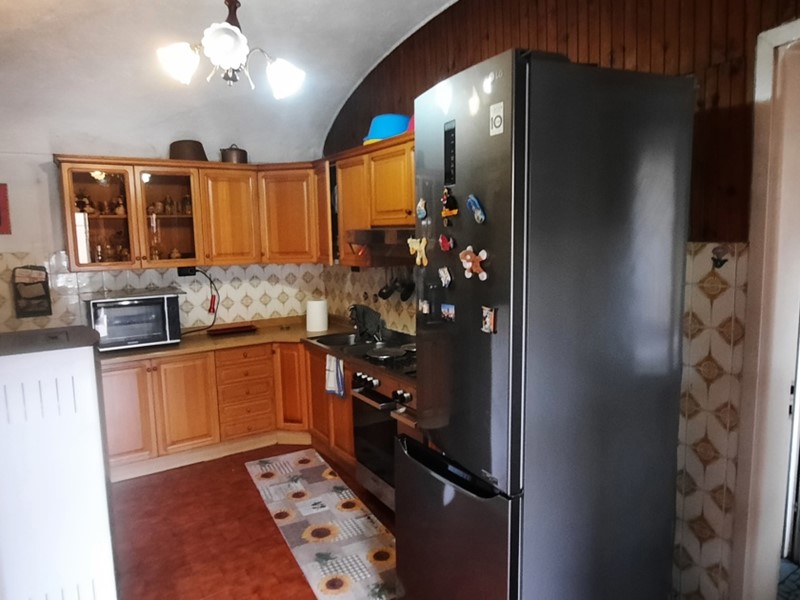 Casa Indipendente in Vendita a Avigliana, 185'000€, 210 m²