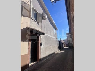Quadrilocale in Vendita a Civita Castellana, 77'000€, 85 m²