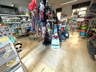 Negozio in Vendita a Andora, 149'000€, 84 m²