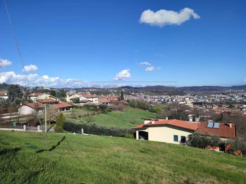 Terreno edificabile in Vendita a Arzignano, 120'000€, 320 m²
