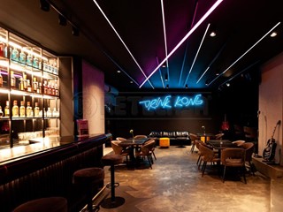 Attività commerciale in Vendita a Vicenza, zona TORRI DI QUARTESOLO, 250 m², arredato