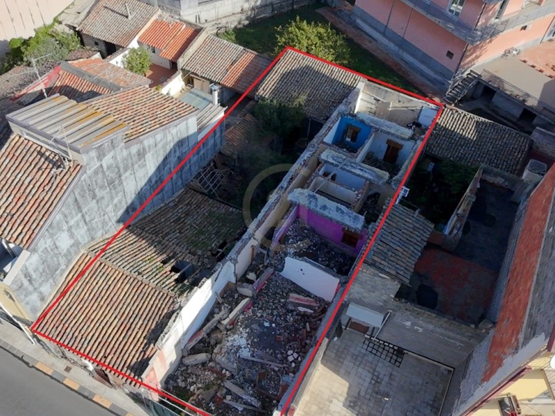 Terreno edificabile in Vendita a Misterbianco, zona Centro, 100'000€, 400 m²