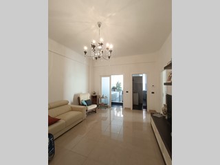 Appartamento in Vendita a Genova, zona Cornigliano, 160'000&euro;, 155 m²