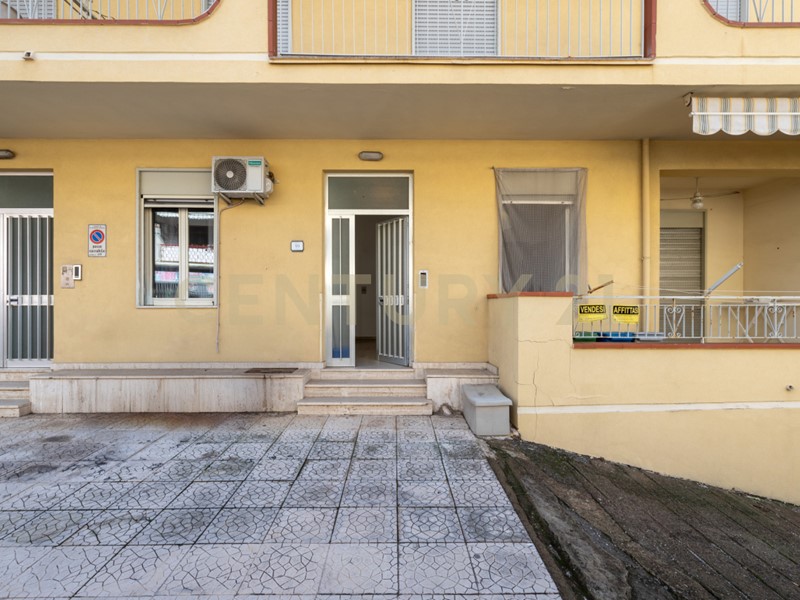 Trilocale in Vendita a Sant'Alessio Siculo, 115'000€, 75 m², arredato