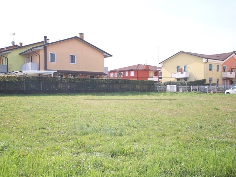 Terreno edificabile in Vendita a Nanto, 65'000€, 948 m²