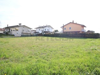 Terreno edificabile in Vendita a Nanto, 65'000&euro;, 948 m²