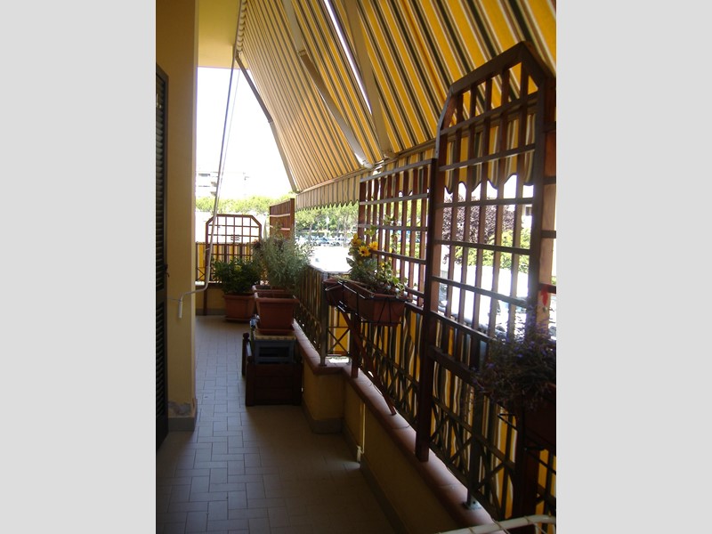 Appartamento in Vendita a Carrara, zona Avenza, 210'000€, 100 m²