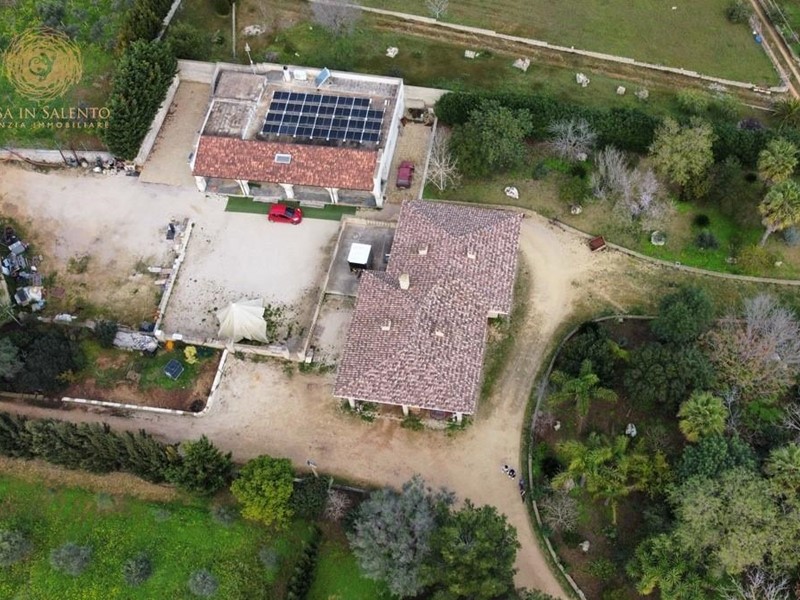 Casa di corte in Vendita a Ruffano, 980'000€, 2078 m², con Box