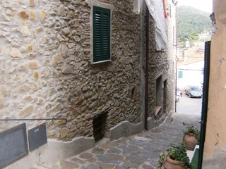 Bilocale in Vendita a Castiglione della Pescaia, zona Tirli, 70'000€, 35 m², arredato