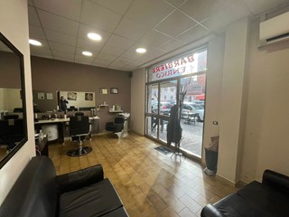 Negozio in Affitto a Cassino, 400€, 26 m²