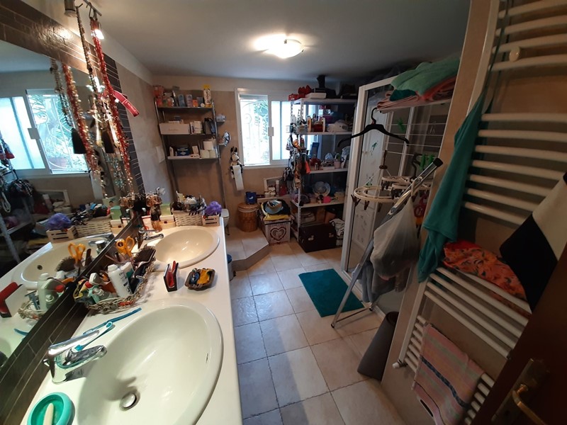 Casa Indipendente in Vendita a Sanremo, 450'000€, 120 m²