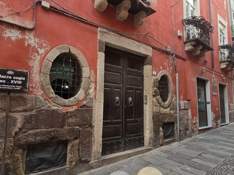 Appartamento in Vendita a Sassari, 200'000€, 180 m²