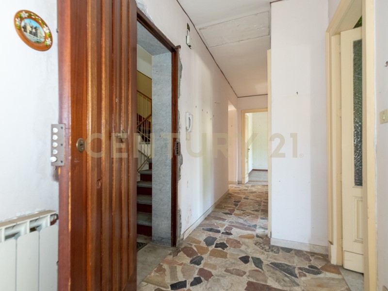 Casa Indipendente in Vendita a Mascali, 128'000€, 420 m², con Box