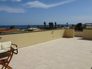 Casa Semi Indipendente in Vendita a Pachino, zona Marzamemi, 225'000€, 90 m², arredato, con Box
