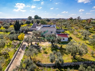 Casale in Vendita a Castellana Grotte, 265'000€, 170 m²