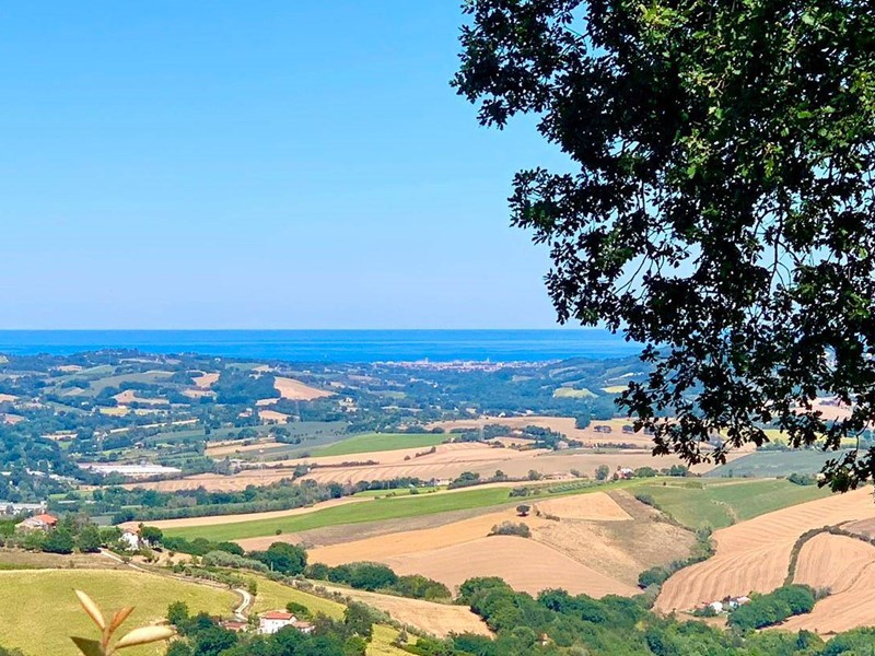 Rustico in Vendita a Pesaro, 320'000€, 160 m²