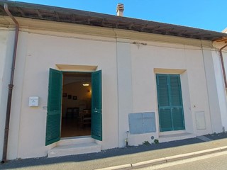 Trilocale in Vendita a Rosignano Marittimo, zona Rosignano Solvay, 158'000€, 70 m²