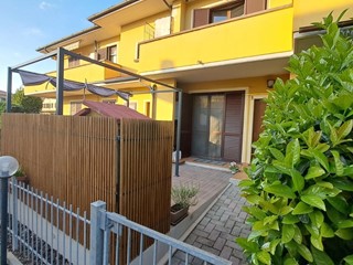 Trilocale in Vendita a Rosignano Marittimo, zona Rosignano Solvay, 265'000€, 70 m², con Box