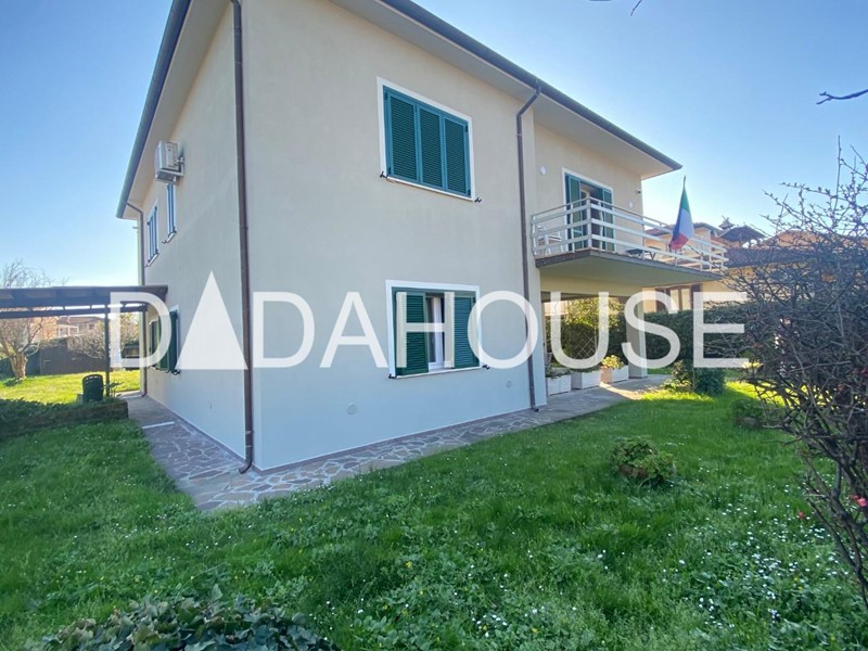 Villa in Vendita a San Giuliano Terme, zona Pontasserchio, 515'000€, 205 m², arredato