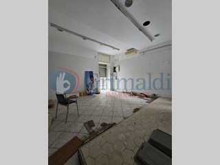 Negozio in Vendita a Calvizzano, 22'000€, 35 m²