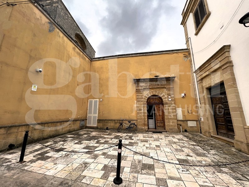 Villa in Vendita a Guagnano, 230'000€, 231 m²