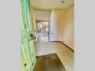 Villa in Vendita a Venezia, 950'000€, 374 m², con Box