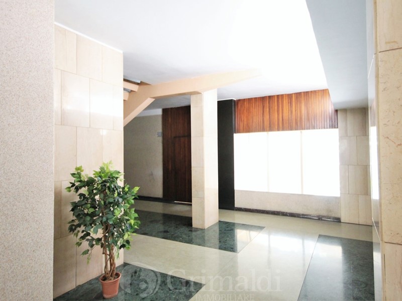 Appartamento in Vendita a Genova, 109'000&euro;, 120 m²