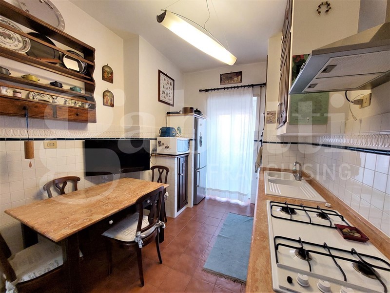 Casa Indipendente in Vendita a Albano Laziale, 259'000€, 169 m²