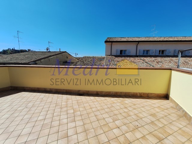 Trilocale in Vendita a Cesena, zona Centro Storico, 235'000€, 77 m²