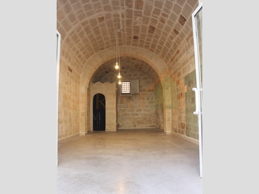 Immobile commerciale in Affitto a Monopoli, 800€, 50 m²