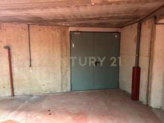 Capannone in Vendita a San Martino Buon Albergo, 40'000€, 150 m², arredato, con Box