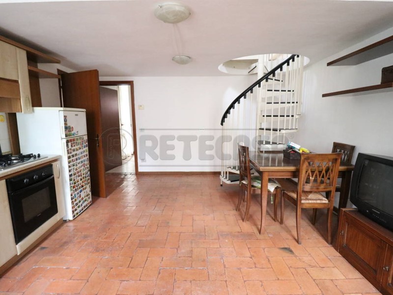 Trilocale in Vendita a Bondeno, 50'000€, 65 m²