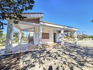 Casa Indipendente in Vendita a Francavilla Fontana, 67'000€, 80 m²