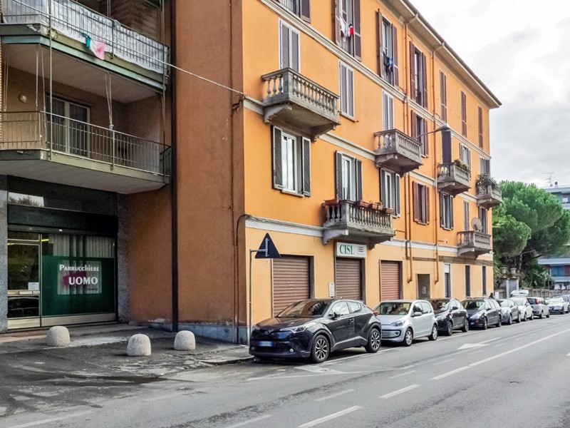 Capannone in Vendita a Arona, 119'000€, 80 m²