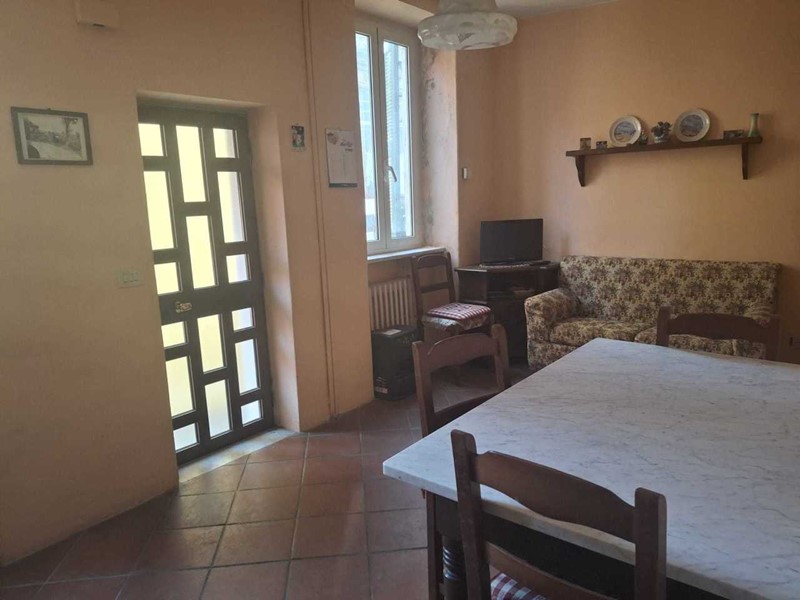 Trilocale in Vendita a Pontedassio, 68'000€, 59 m²