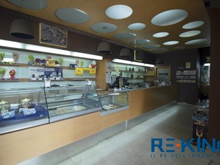 Attività commerciale in Vendita a Galatina, 190'000€, 70 m²
