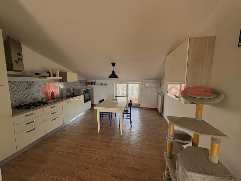 Quadrilocale in Vendita a Caserta, 180'000€, 115 m²