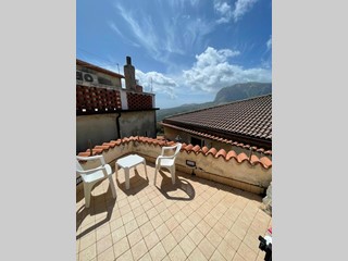 Casa Indipendente in Vendita a Roccagloriosa, 110'000&euro;, 177 m², arredato