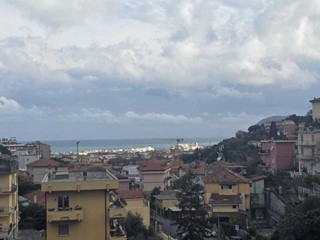 Quadrilocale in Vendita a Alassio, 240'000€, 88 m², arredato