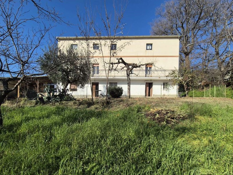 Villa in Vendita a Filetto, 68'000€, 207 m²