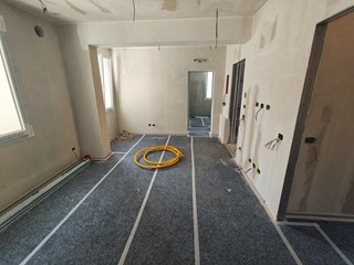 Trilocale in Vendita a Lucca, zona Ponte a Moriano, 175'000€, 70 m²