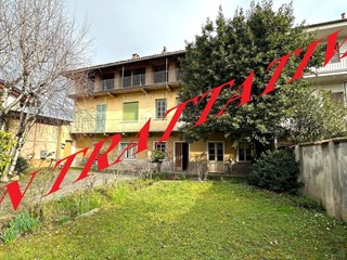 Casa Semi Indipendente in Vendita a Nole, 129'000€, 200 m²