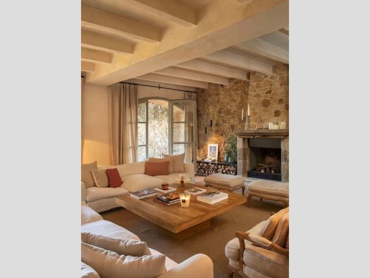 Rustico in Vendita a Filottrano, 68'000€, 220 m²