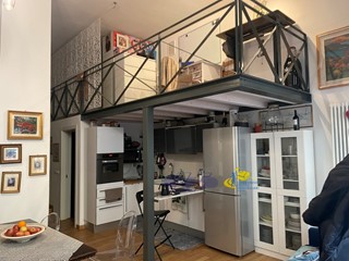 Bilocale in Vendita a Parma, zona Centro storico, 180'000€, 70 m²