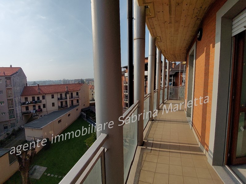 Quadrilocale in Vendita a Collegno, zona LEUMANN, 278'000€, 109 m²