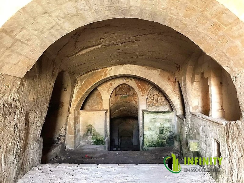Quadrilocale in Vendita a Matera, 115'000€, 240 m²