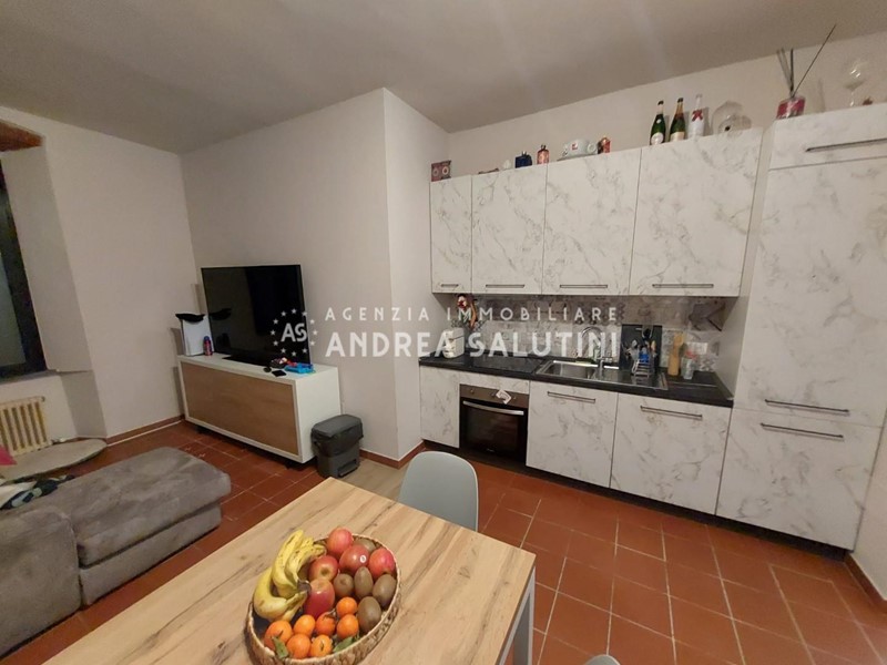 Appartamento in Vendita a Pontedera, 239'000€, 175 m², arredato