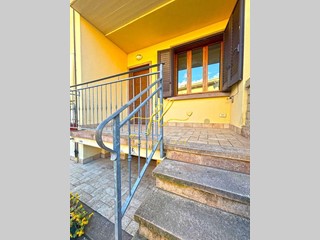 Appartamento in Vendita a Santa Luce, zona Pomaia, 179'000€, 78 m², con Box