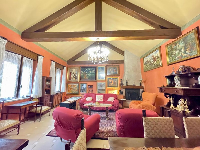 Casa Indipendente in Vendita a Magenta, 398'000€, 160 m²